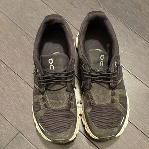 On Running Men's Black and White Athletic Shoes